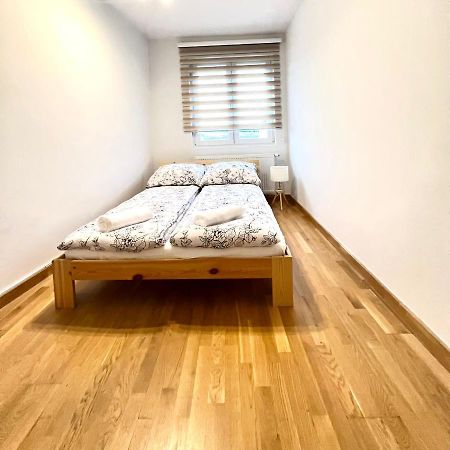 Spacious Apartment With Terrace Wiedeń Zewnętrze zdjęcie