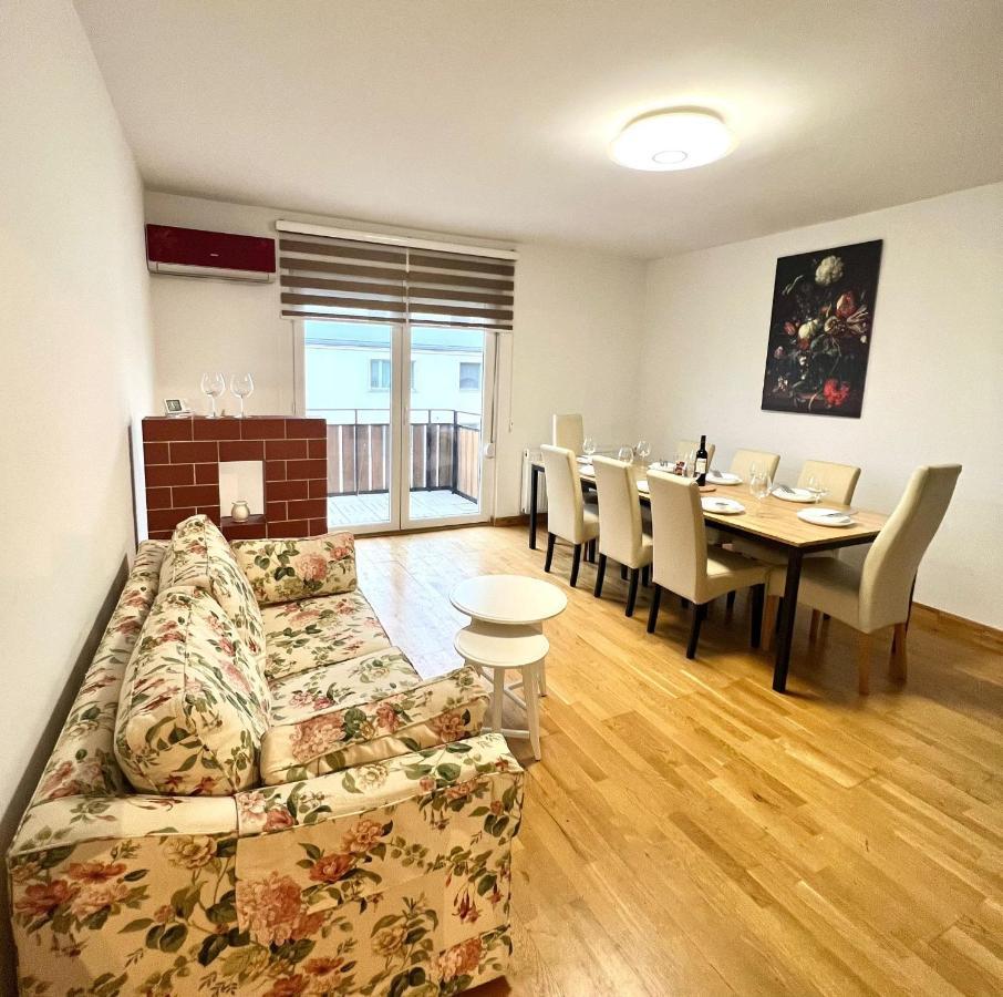 Spacious Apartment With Terrace Wiedeń Zewnętrze zdjęcie